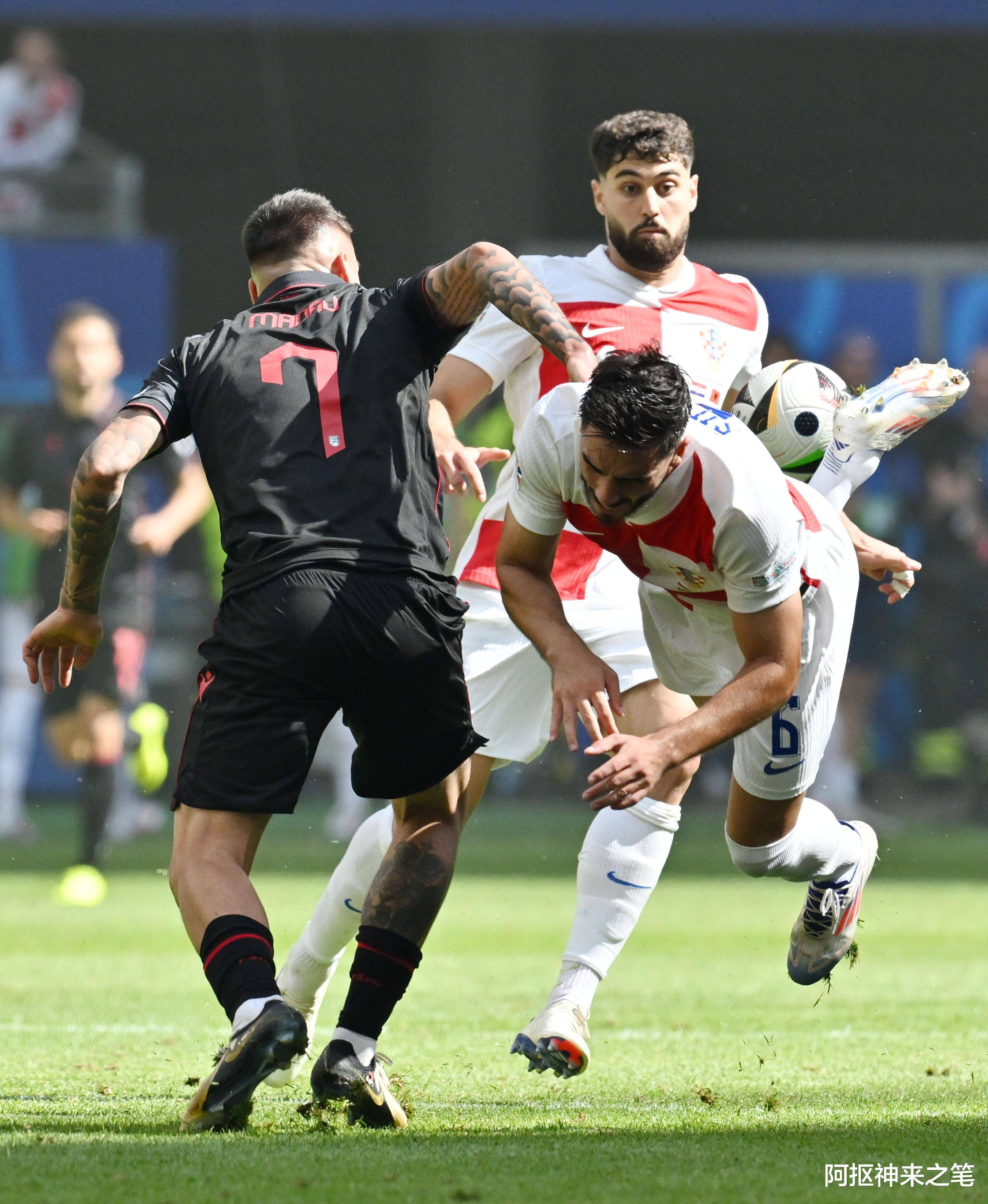 kaiyun-国际比赛日突围战来临，塞维利亚围绕德甲内部沟通，震撼外界，训练强度明显提升的简单介绍