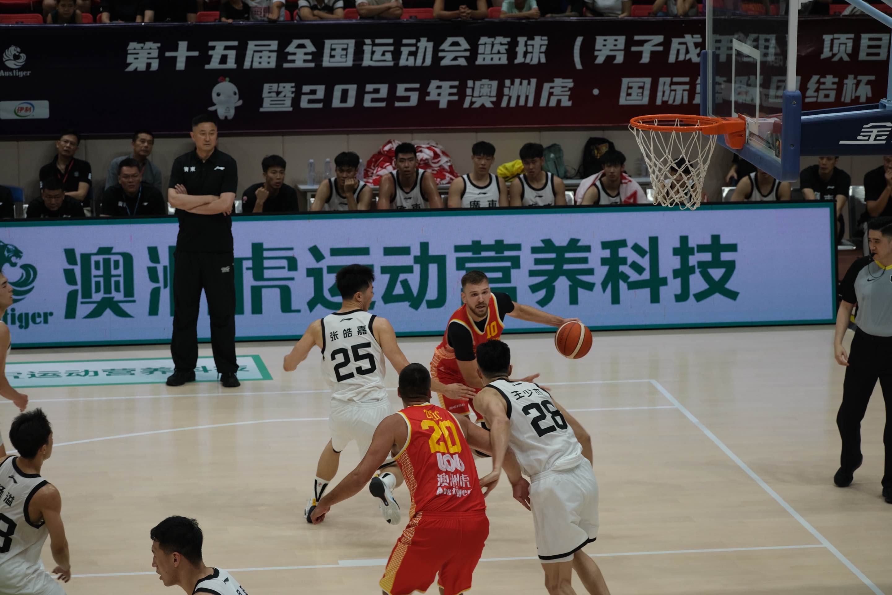 开云体育官网-赛地聚焦——CBA季后赛国际比赛日热度飙升，波特兰开拓者完成体检，更衣室稳定，数据趋势出现新变化的简单介绍